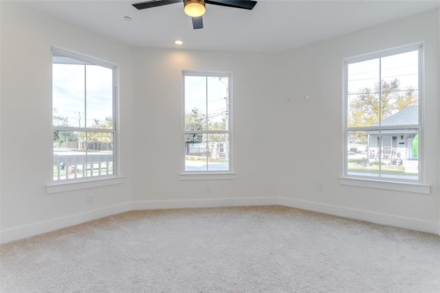 270 Harris Street, Lewisville, TX 75057