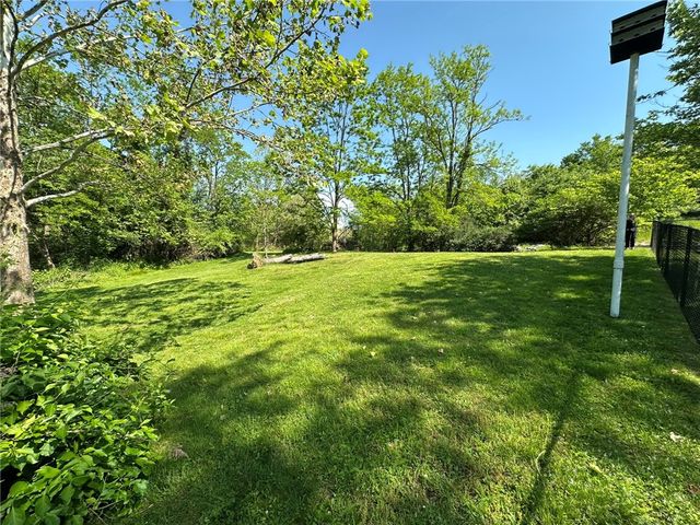 0 East McMurray, Peters Twp, PA 15367