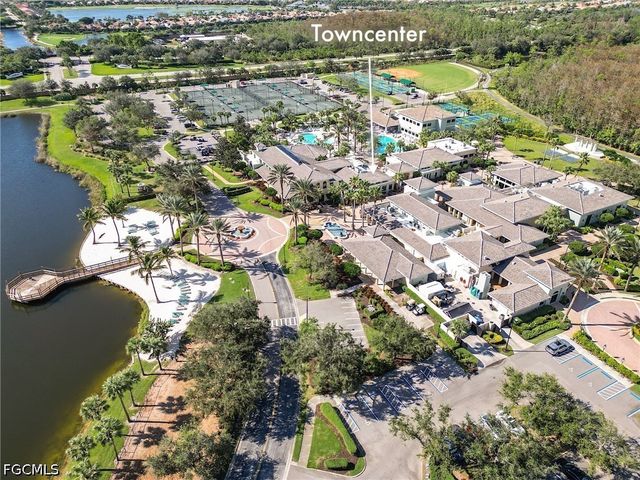 9318 Aviano DR 102, Fort Myers, FL 33913