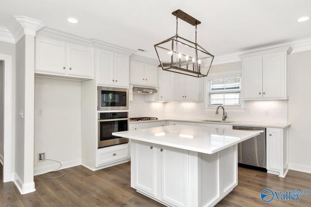 1177 Towne Creek Place NW, Huntsville, AL 35806