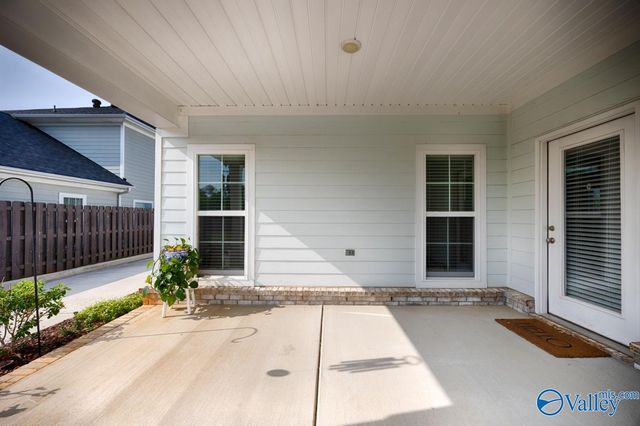 1177 Towne Creek Place NW, Huntsville, AL 35806