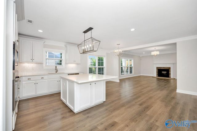 1177 Towne Creek Place NW, Huntsville, AL 35806