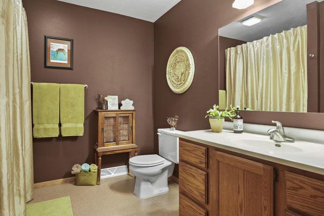 4225 Brown Lane, Madison, WI 53704
