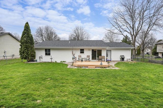 4225 Brown Lane, Madison, WI 53704