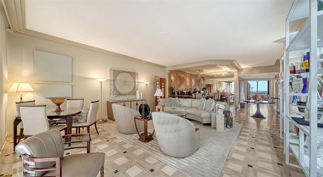435 L AMBIANCE DRIVE J704, Longboat Key, FL 34228