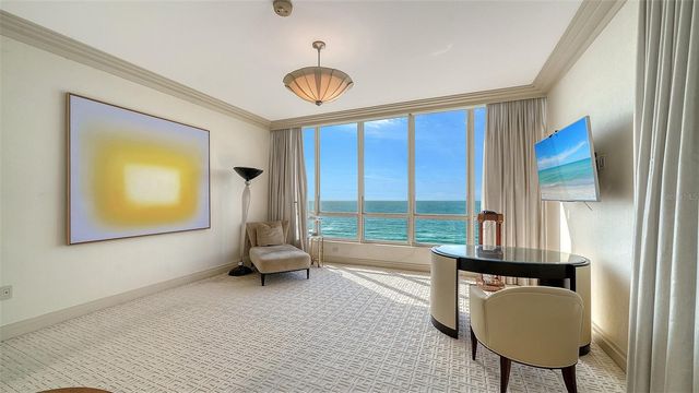 435 L AMBIANCE DRIVE J704, Longboat Key, FL 34228