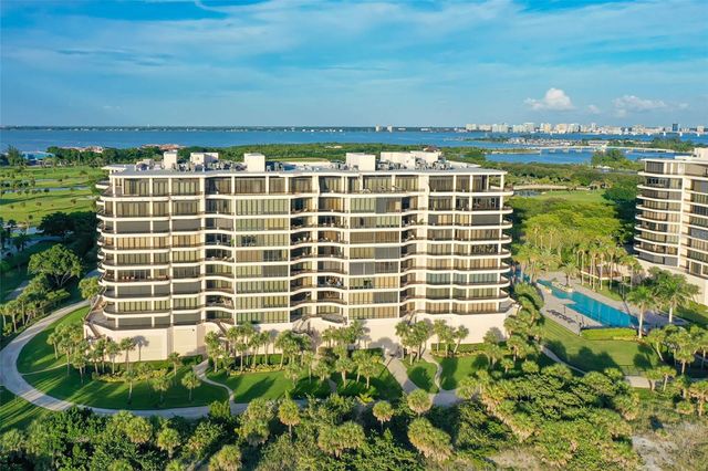435 L AMBIANCE DRIVE J704, Longboat Key, FL 34228