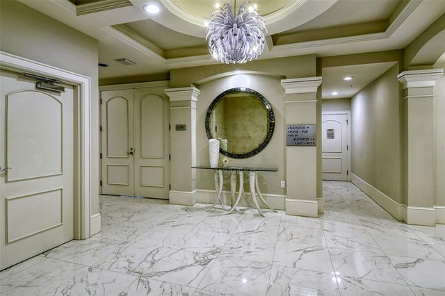 435 L AMBIANCE DRIVE J704, Longboat Key, FL 34228