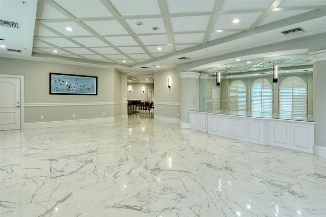 435 L AMBIANCE DRIVE J704, Longboat Key, FL 34228