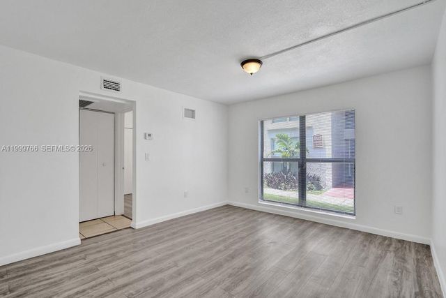 4511 Treehouse Ln B, Tamarac, FL 33319