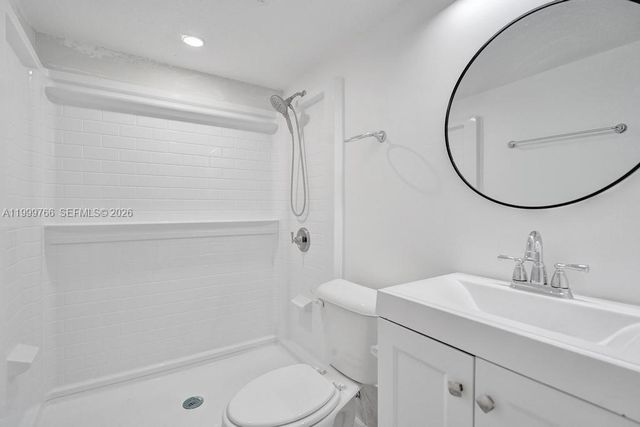 4511 Treehouse Ln B, Tamarac, FL 33319