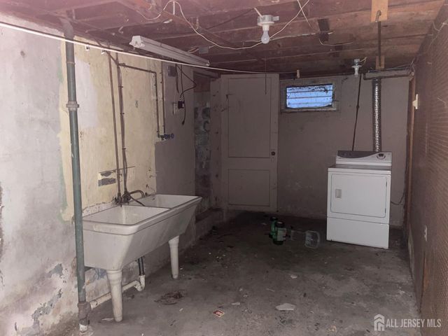 234 Old Road, Sewaren, NJ 07077