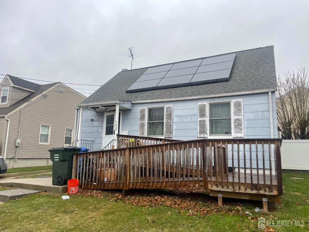 234 Old Road, Sewaren, NJ 07077