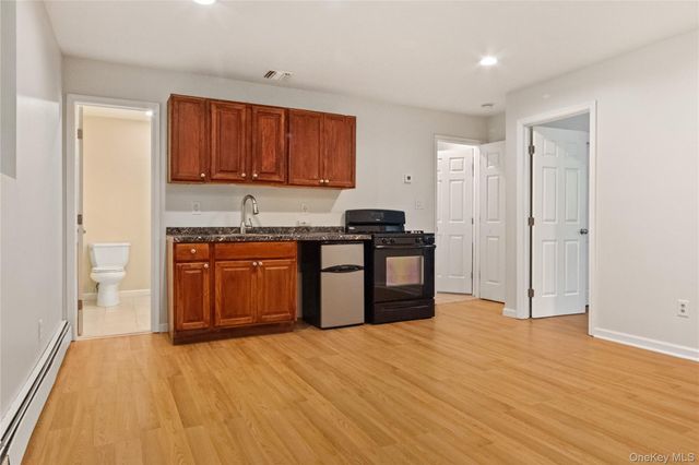 2 Mountain View Court, Pomona, NY 10970