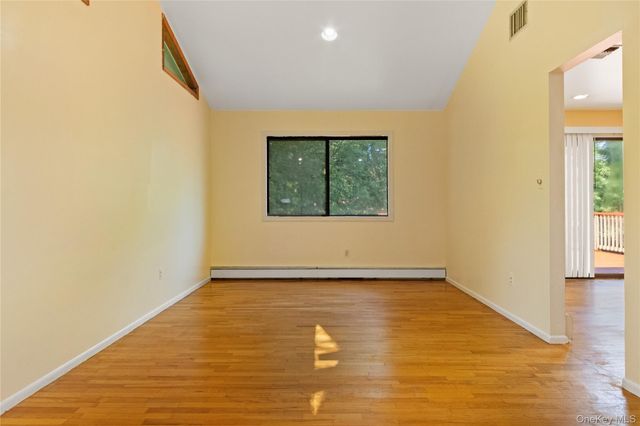 2 Mountain View Court, Pomona, NY 10970