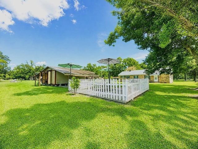 134 Isle Of Cuba Road, Schriever, LA 70395