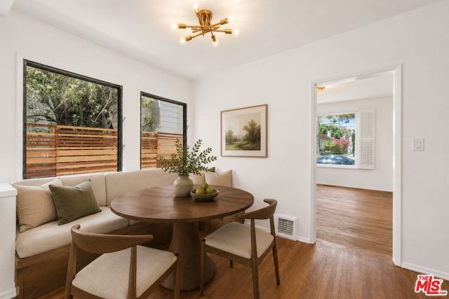 340 S Maple Drive, Beverly Hills, CA 90212