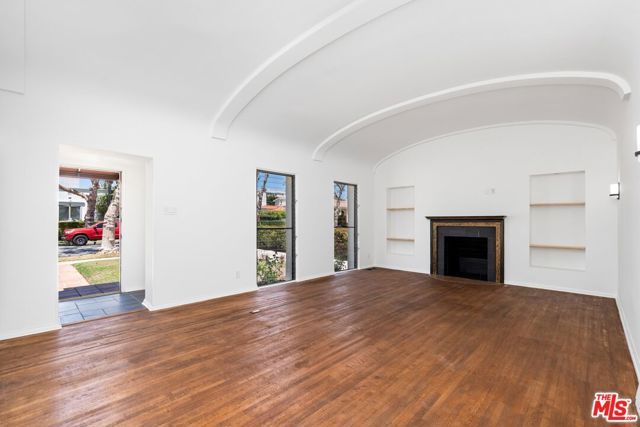 340 S Maple Drive, Beverly Hills, CA 90212