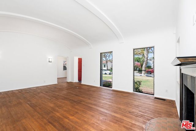 340 S Maple Drive, Beverly Hills, CA 90212