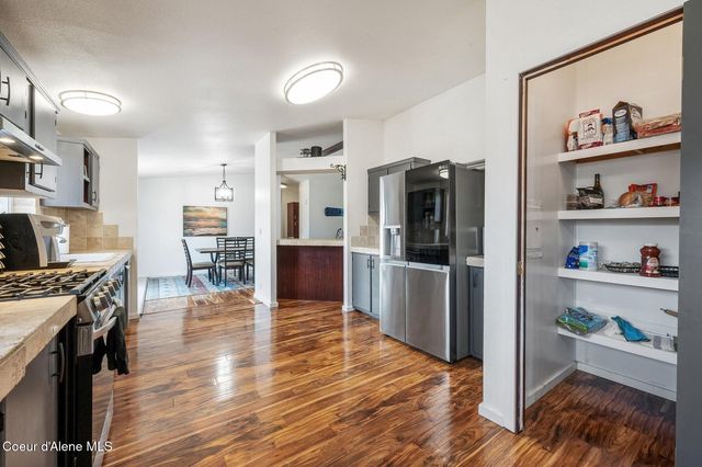 662 Roberson Way, Sandpoint, ID 83864