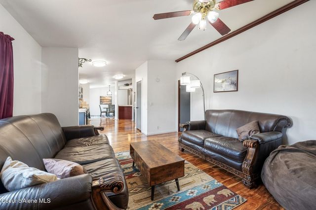 662 Roberson Way, Sandpoint, ID 83864