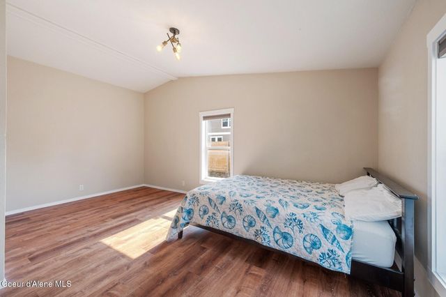 662 Roberson Way, Sandpoint, ID 83864