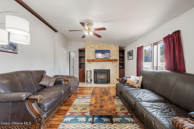 662 Roberson Way, Sandpoint, ID 83864