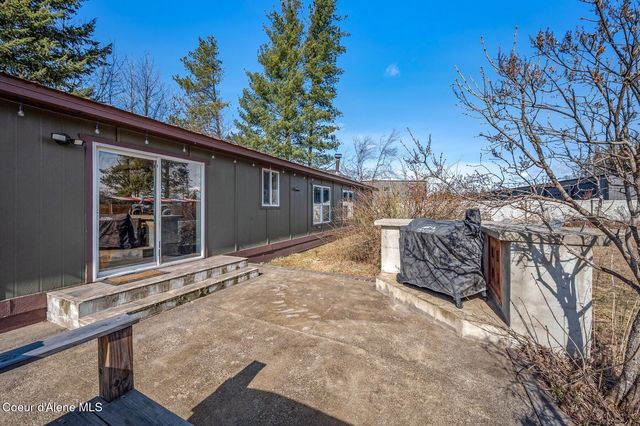 662 Roberson Way, Sandpoint, ID 83864