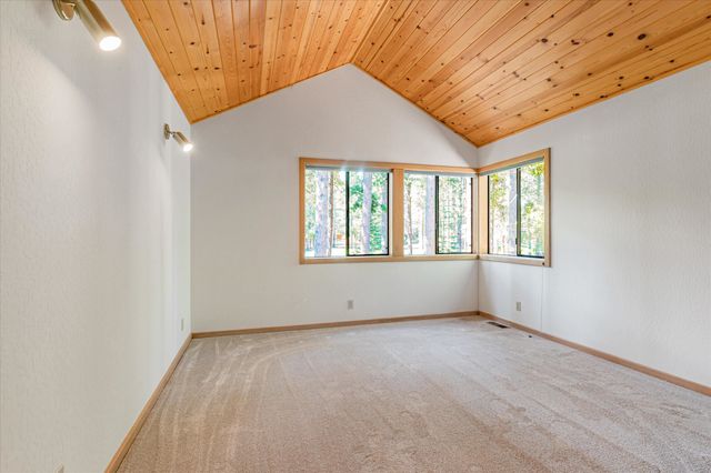 12852 Skiview Loop, Truckee, CA 96161