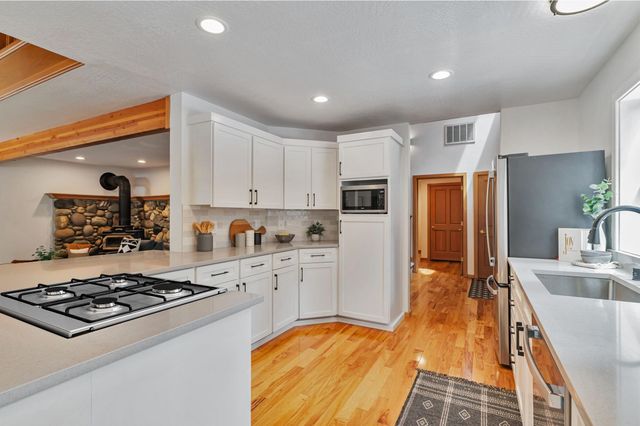 12852 Skiview Loop, Truckee, CA 96161