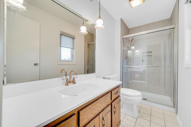 2542 Naples Drive, Schererville, IN 46375