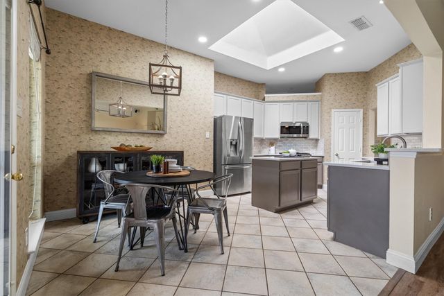 1237 Chinkapin Place, Flower Mound, TX 75028