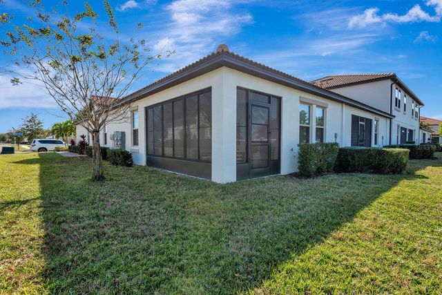 17003 CLEAR CORK DRIVE, Wimauma, FL 33598