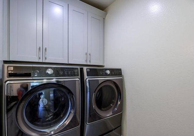 948 W Yosemite Drive, Chandler, AZ 85248