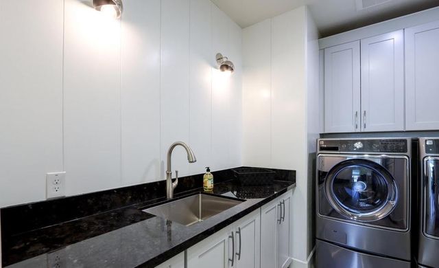 948 W Yosemite Drive, Chandler, AZ 85248