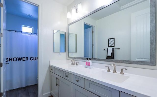 948 W Yosemite Drive, Chandler, AZ 85248