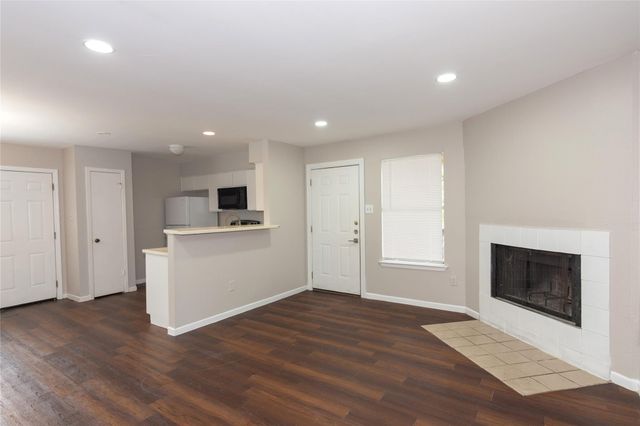 1603 Onion Creek Village DR C, Round Rock, TX 78664