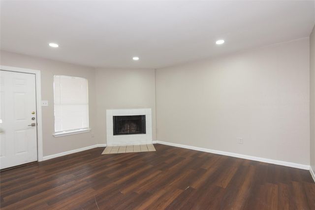1603 Onion Creek Village DR C, Round Rock, TX 78664