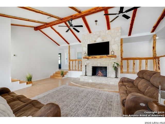 31946 JAY BIRD LN, Bulverde, TX 78163