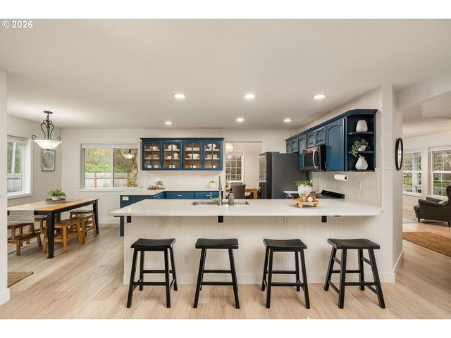 964 Se 54TH Ave, Hillsboro, OR 97123