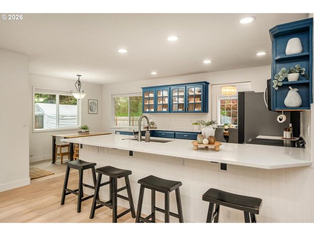 964 Se 54TH Ave, Hillsboro, OR 97123