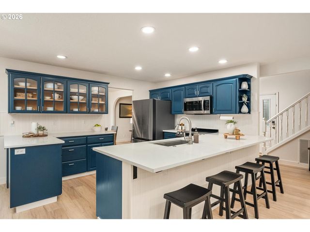 964 Se 54TH Ave, Hillsboro, OR 97123