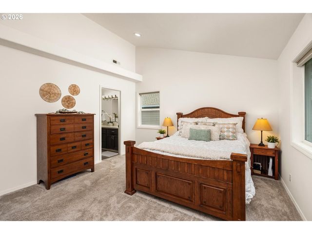 964 Se 54TH Ave, Hillsboro, OR 97123