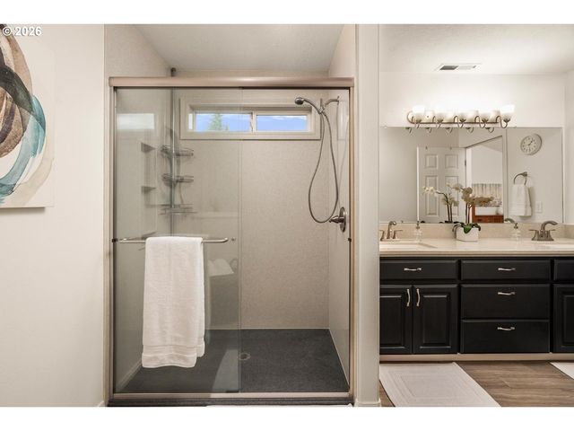 964 Se 54TH Ave, Hillsboro, OR 97123