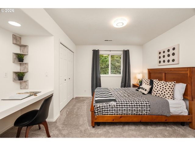 964 Se 54TH Ave, Hillsboro, OR 97123