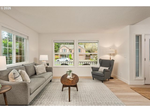 964 Se 54TH Ave, Hillsboro, OR 97123