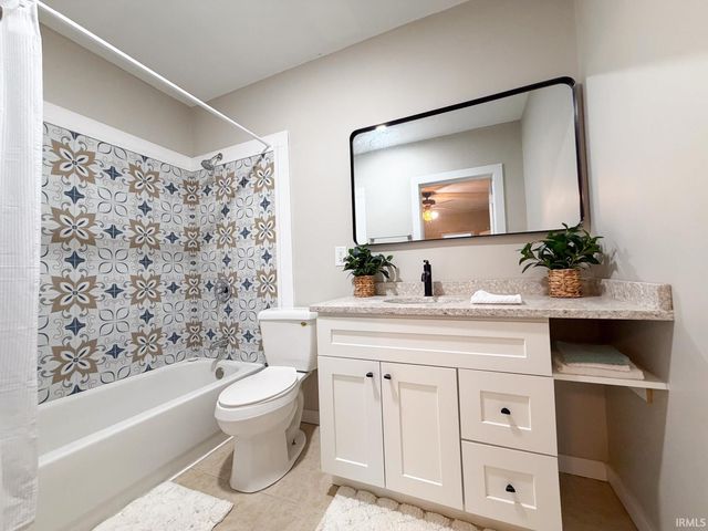 1317 W Indiana Ave, South Bend, IN 46613