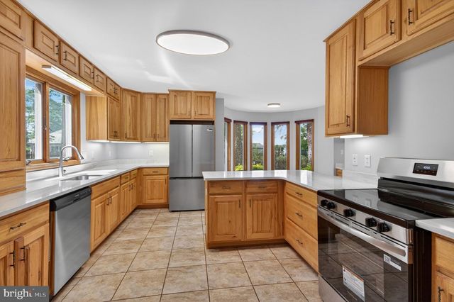 1006 S SCHUMAKER DR, Salisbury, MD 21804