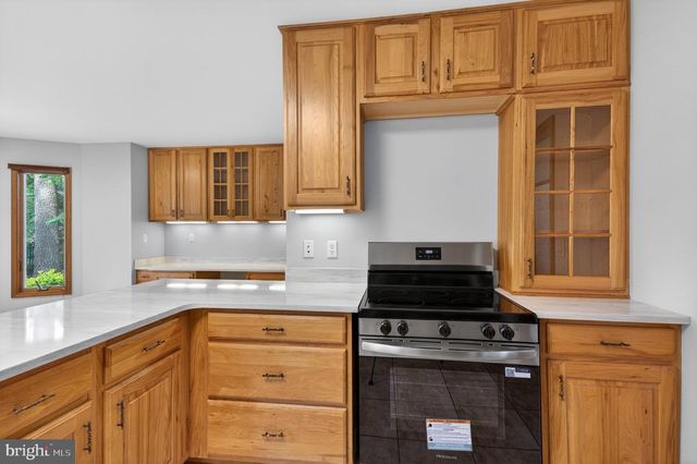 1006 S SCHUMAKER DR, Salisbury, MD 21804
