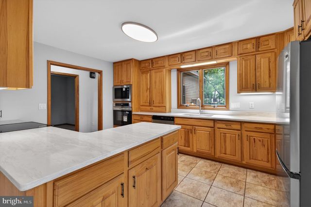 1006 S SCHUMAKER DR, Salisbury, MD 21804